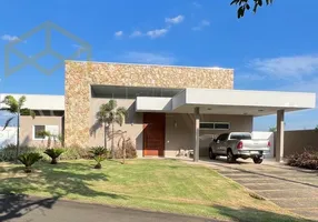 Foto 1 de Casa de Condomínio com 4 Quartos à venda, 380m² em Centro, Jaguariúna