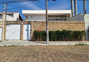 Foto 1 de Casa com 3 Quartos à venda, 180m² em Jardim Santa Rita de Cassia, Bragança Paulista