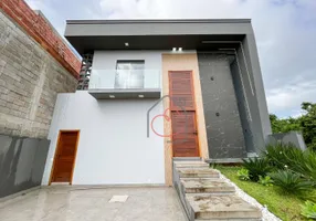 Foto 1 de Casa de Condomínio com 4 Quartos à venda, 240m² em Vale dos Cristais, Macaé