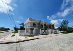 Foto 1 de Sobrado com 2 Quartos à venda, 78m² em Praia do Ervino, São Francisco do Sul