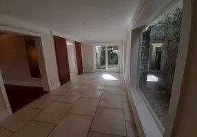 Foto 1 de Apartamento com 3 Quartos para alugar, 150m² em Vila Cordeiro, São Paulo