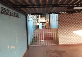 Foto 1 de Casa com 2 Quartos à venda, 140m² em Camilópolis, Santo André