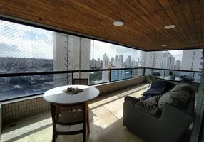 Foto 1 de Apartamento com 4 Quartos à venda, 395m² em Casa Amarela, Recife