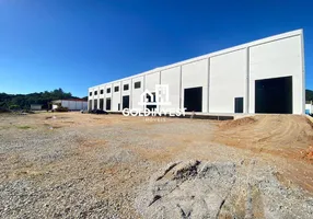 Foto 1 de Galpão/Depósito/Armazém para alugar, 2800m² em Limeira Baixa, Brusque