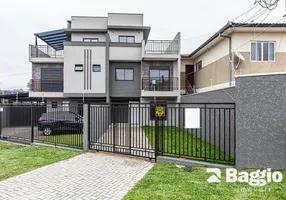 Foto 1 de Sobrado com 3 Quartos à venda, 129m² em Uberaba, Curitiba