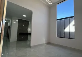 Foto 1 de Casa com 3 Quartos à venda, 105m² em Residencial Flor do Cerrado, Anápolis