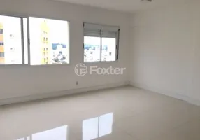 Foto 1 de Apartamento com 2 Quartos à venda, 66m² em Santo Antônio, Porto Alegre