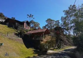 Foto 1 de Casa com 2 Quartos à venda, 130m² em Cascatinha, Nova Friburgo