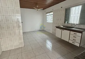 Foto 1 de Casa com 2 Quartos para alugar, 60m² em Jardim Imperial, Cuiabá