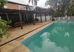 Foto 1 de Casa com 3 Quartos à venda, 400m² em Parque Terceiro Lago, São Paulo