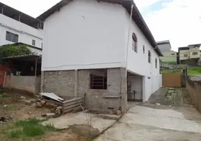 Foto 1 de Casa com 3 Quartos à venda, 420m² em Cachoeira, Conselheiro Lafaiete