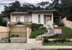 Foto 1 de Casa com 4 Quartos à venda, 194m² em Glória, Joinville