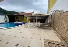 Foto 1 de Casa com 4 Quartos à venda, 450m² em Sumaré, Caraguatatuba