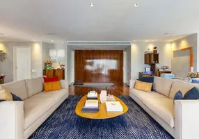 Foto 1 de Apartamento com 3 Quartos à venda, 278m² em Itaim Bibi, São Paulo