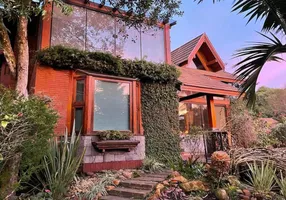 Foto 1 de Casa com 3 Quartos à venda, 294m² em Floresta, Gramado