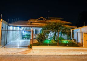 Casa com 2 Quartos à venda, 200m² em Loteamento Nova Serra Negra, Serra Negra - imagem 1 Foto 1 de Casa com 2 Quartos à venda, 200m² em Loteamento Nova Serra Negra, Serra Negra