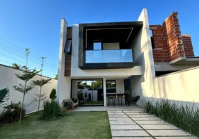 Foto 1 de Sobrado com 4 Quartos à venda, 144m² em Mangabeira, Eusébio