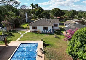 Foto 1 de Fazenda/Sítio com 6 Quartos à venda, 660m² em Condomínio Parque dos Cisnes, Goiânia