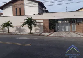 Foto 1 de Casa de Condomínio com 4 Quartos à venda, 210m² em Cidade dos Funcionários, Fortaleza