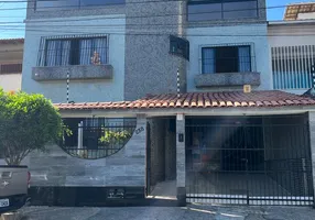 Foto 1 de Casa com 4 Quartos à venda, 453m² em Maruípe, Vitória