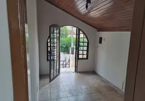 Foto 1 de Ponto Comercial com 3 Quartos para alugar, 125m² em Vila Seixas, Ribeirão Preto