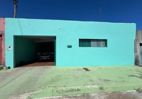 Foto 1 de Casa com 3 Quartos à venda, 150m² em Santa Maria, Brasília