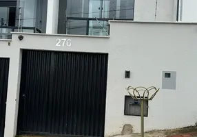 Foto 1 de Casa com 3 Quartos à venda, 126m² em Cabral, Contagem