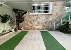 Foto 1 de Casa com 3 Quartos à venda, 250m² em Jardim Sarah, São Paulo