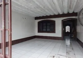 Foto 1 de Casa com 2 Quartos à venda, 130m² em Maracanã, Praia Grande