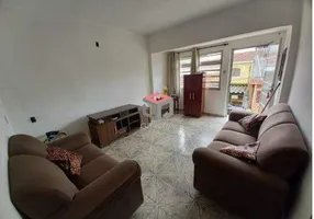 Foto 1 de Casa com 2 Quartos à venda, 120m² em Demarchi, São Bernardo do Campo