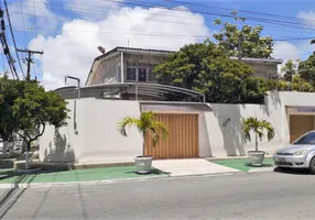 Foto 1 de Casa com 6 Quartos à venda, 450m² em Candeias, Jaboatão dos Guararapes