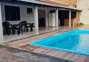 Foto 1 de Casa com 2 Quartos à venda, 265m² em Copacabana Residencial, Maringá