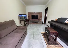 Foto 1 de Casa com 2 Quartos à venda, 116m² em Retiro, Volta Redonda