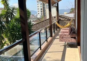 Foto 1 de Casa com 4 Quartos à venda, 338m² em Trindade, Florianópolis