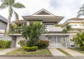 Foto 1 de Casa de Condomínio com 6 Quartos à venda, 750m² em Barra da Tijuca, Rio de Janeiro