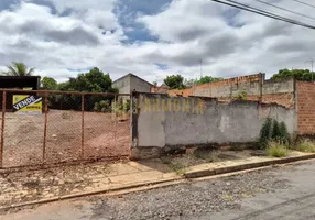 Foto 1 de Lote/Terreno à venda, 420m² em Vila Santana, Araraquara