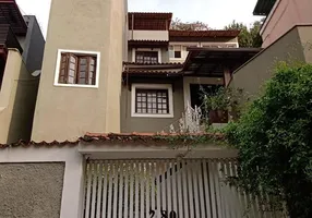 Foto 1 de Casa com 4 Quartos à venda, 354m² em São Francisco, Niterói