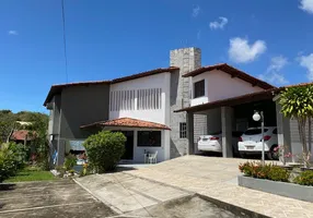 Foto 1 de Casa com 5 Quartos à venda, 350m² em Candelária, Natal