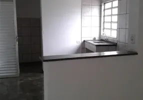 Foto 1 de Apartamento com 1 Quarto para alugar, 40m² em Jardim Zaira, Mauá