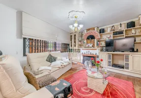 Foto 1 de Casa com 3 Quartos à venda, 231m² em Jardim Lindóia, Porto Alegre