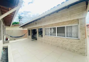 Foto 1 de Casa com 3 Quartos à venda, 147m² em Enseada, Guarujá