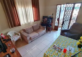 Foto 1 de Casa com 3 Quartos à venda, 95m² em Novo Porto Canoa, Serra