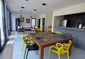 Foto 1 de Casa de Condomínio com 3 Quartos à venda, 420m² em Fazenda Rincao, Arujá