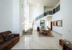 Foto 1 de Sobrado com 4 Quartos à venda, 336m² em Alphaville Flamboyant Residencial Araguaia, Goiânia