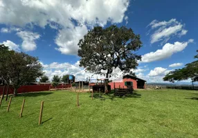 Foto 1 de Fazenda/Sítio com 2 Quartos à venda, 300m² em Centro, Jarinu