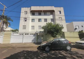 Foto 1 de Apartamento com 2 Quartos para alugar, 60m² em Morada da Colina, Uberlândia