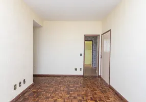 Foto 1 de Apartamento com 3 Quartos à venda, 60m² em Caiçaras, Belo Horizonte