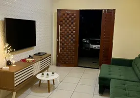 Foto 1 de Casa com 3 Quartos à venda, 90m² em Siqueira, Fortaleza