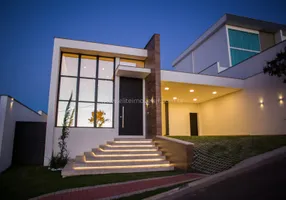 Foto 1 de Casa de Condomínio com 3 Quartos à venda, 290m² em Spina Ville II, Juiz de Fora