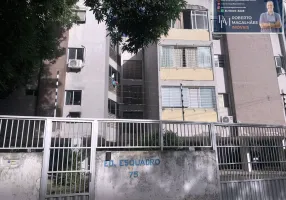 Foto 1 de Apartamento com 3 Quartos para alugar, 90m² em Casa Forte, Recife